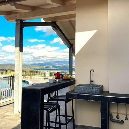 With Views Over Ombrone Valley بيت للعطل Campagnatico