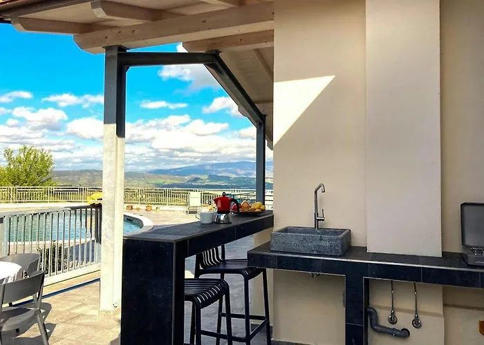 With Views Over Ombrone Valley 펜션 캄파냐티코