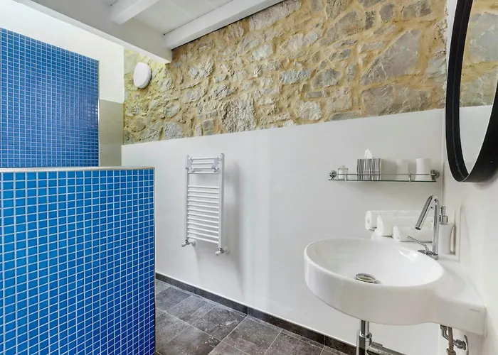 With Views Over Ombrone Valley 캄파냐티코